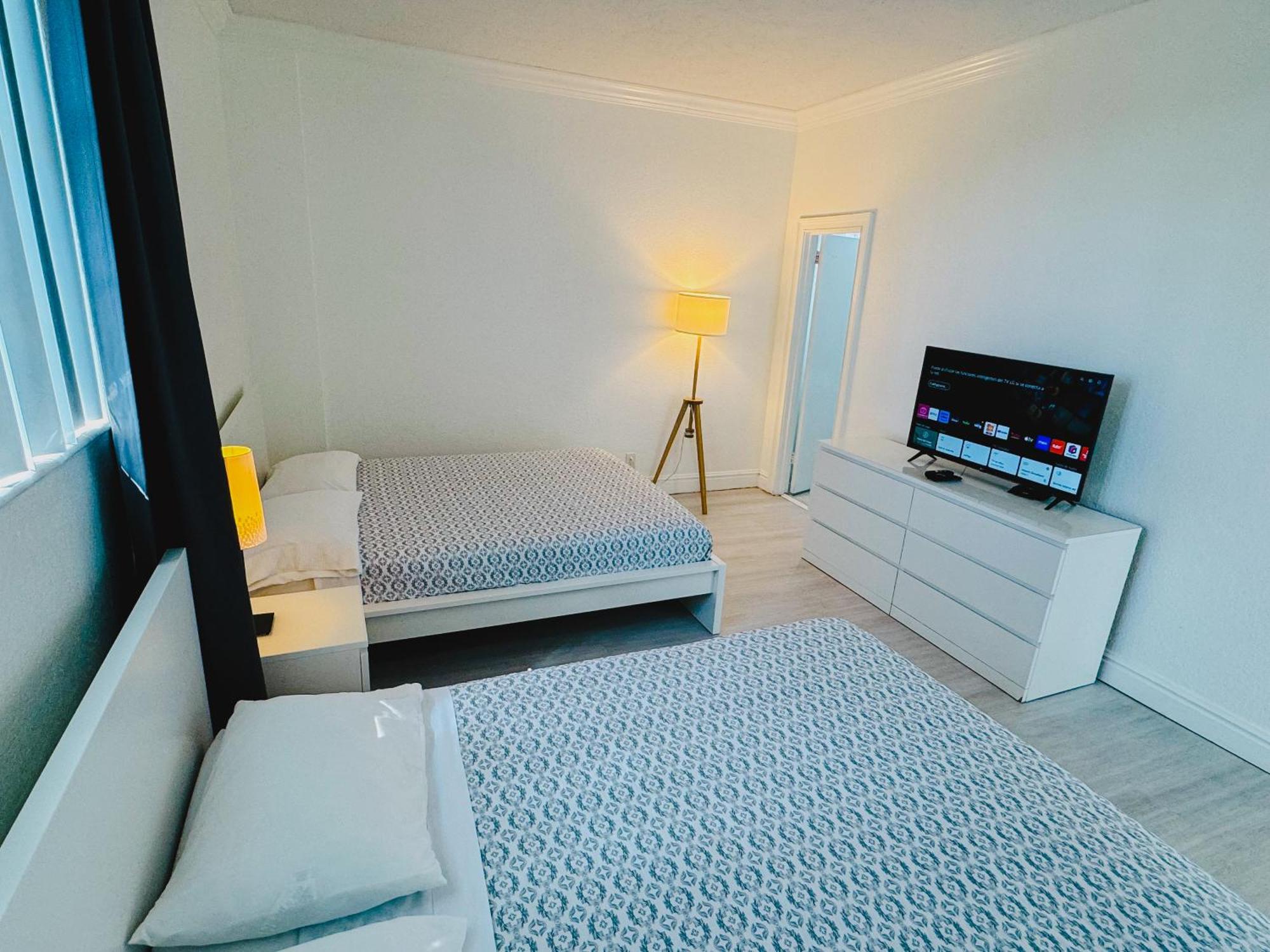 Miami Hollywood Great Two Bedroom Apartment With Channel View 006-22Bvic Extérieur photo